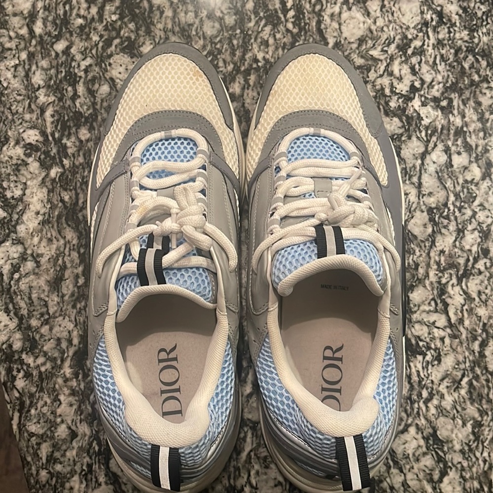 Christian Dior B22s. Worn twice. Some stains but easy to clean!
